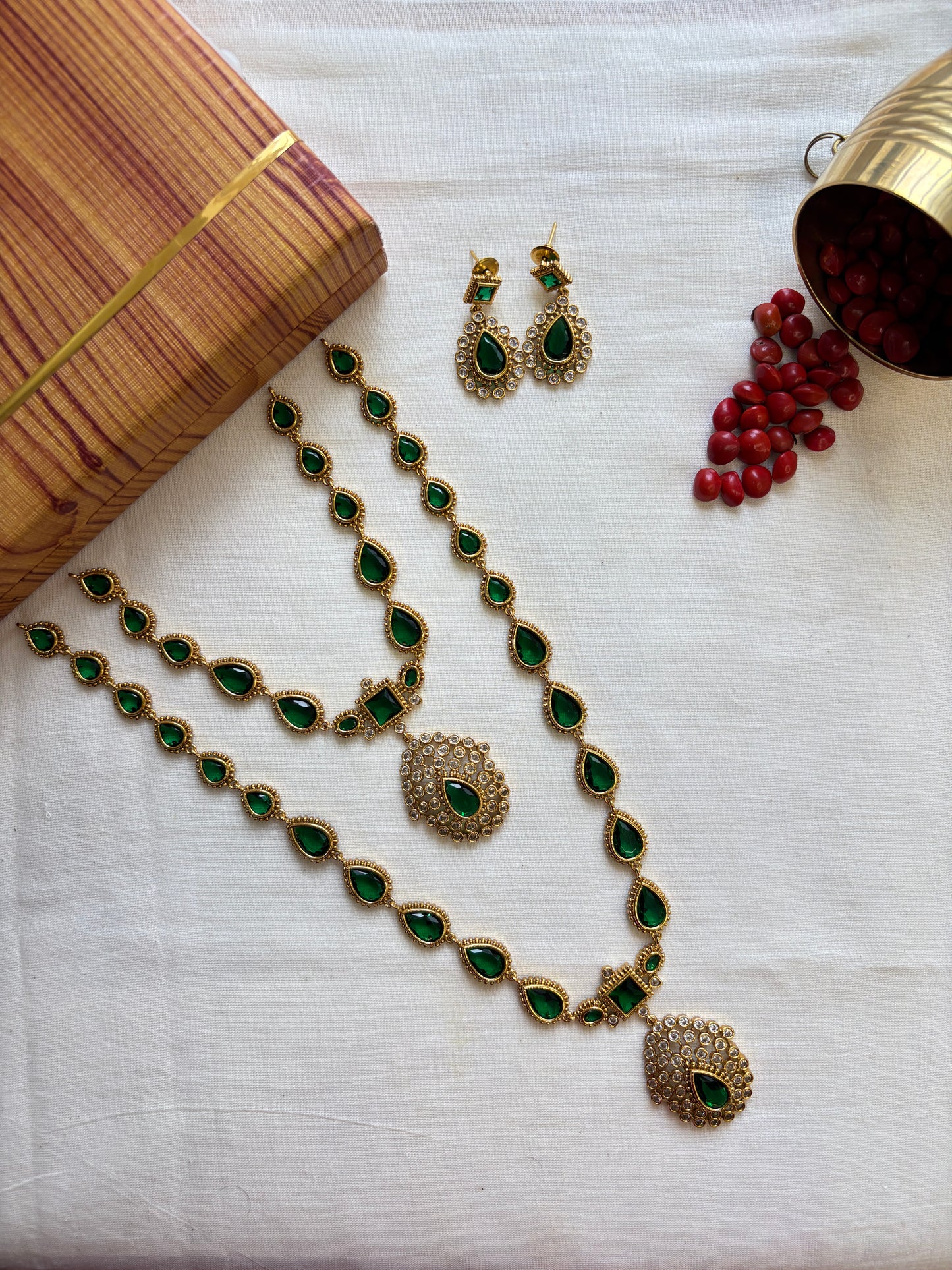 Jyothika Inspired Necklace set - Short -PRD1504