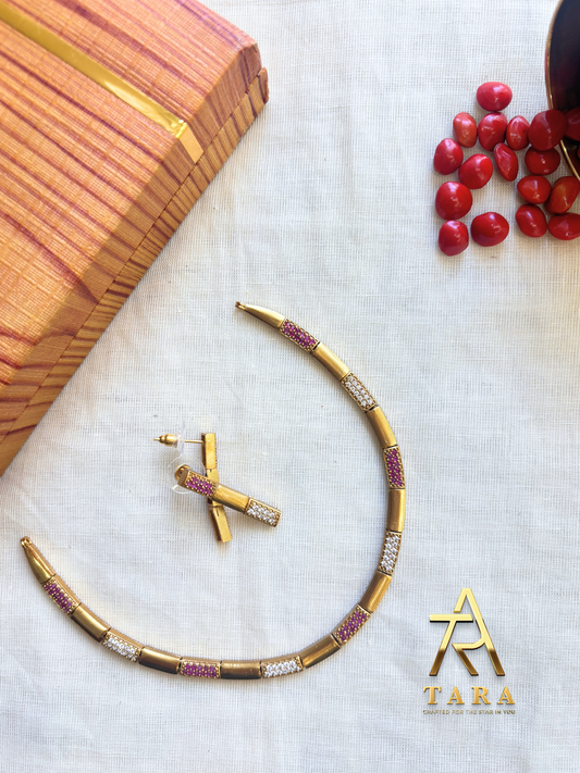 Contemporary Hasli Necklace - Pink and white stones