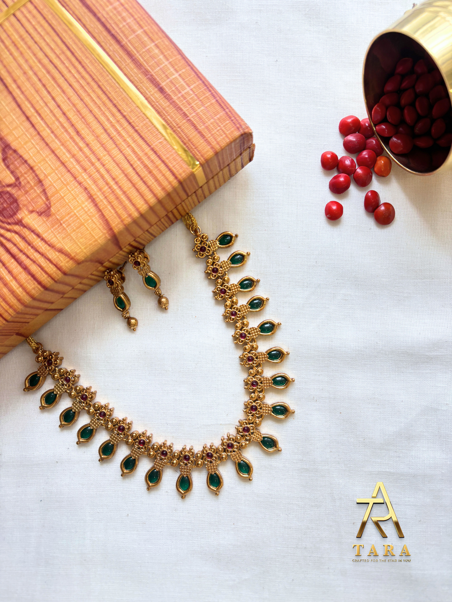 Royal Nagapadam Necklace Set