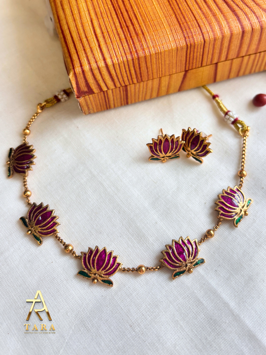 Manju Lotus Necklace - Purple