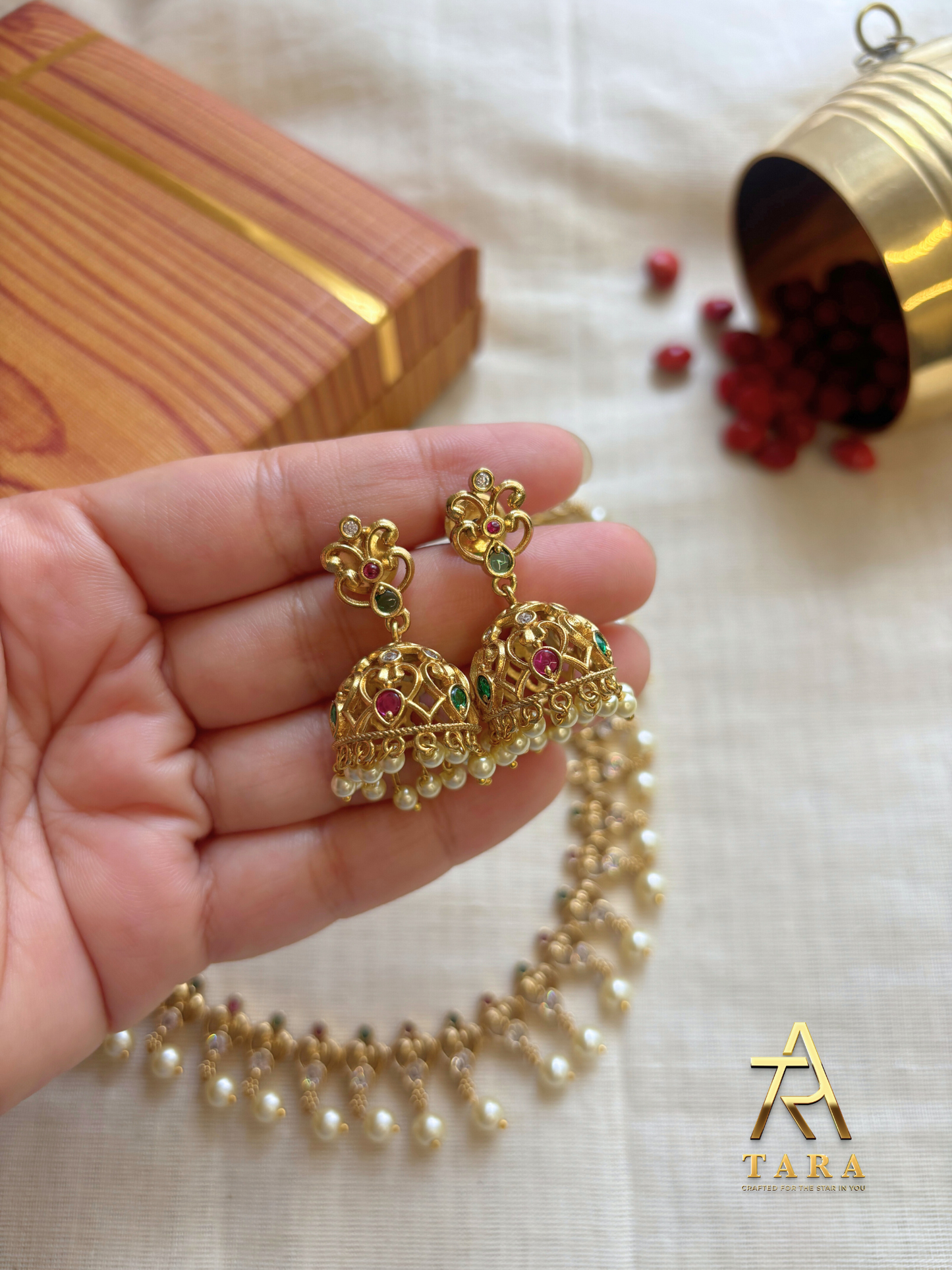 Simple Pearl Drop Necklace Set- PRD1528